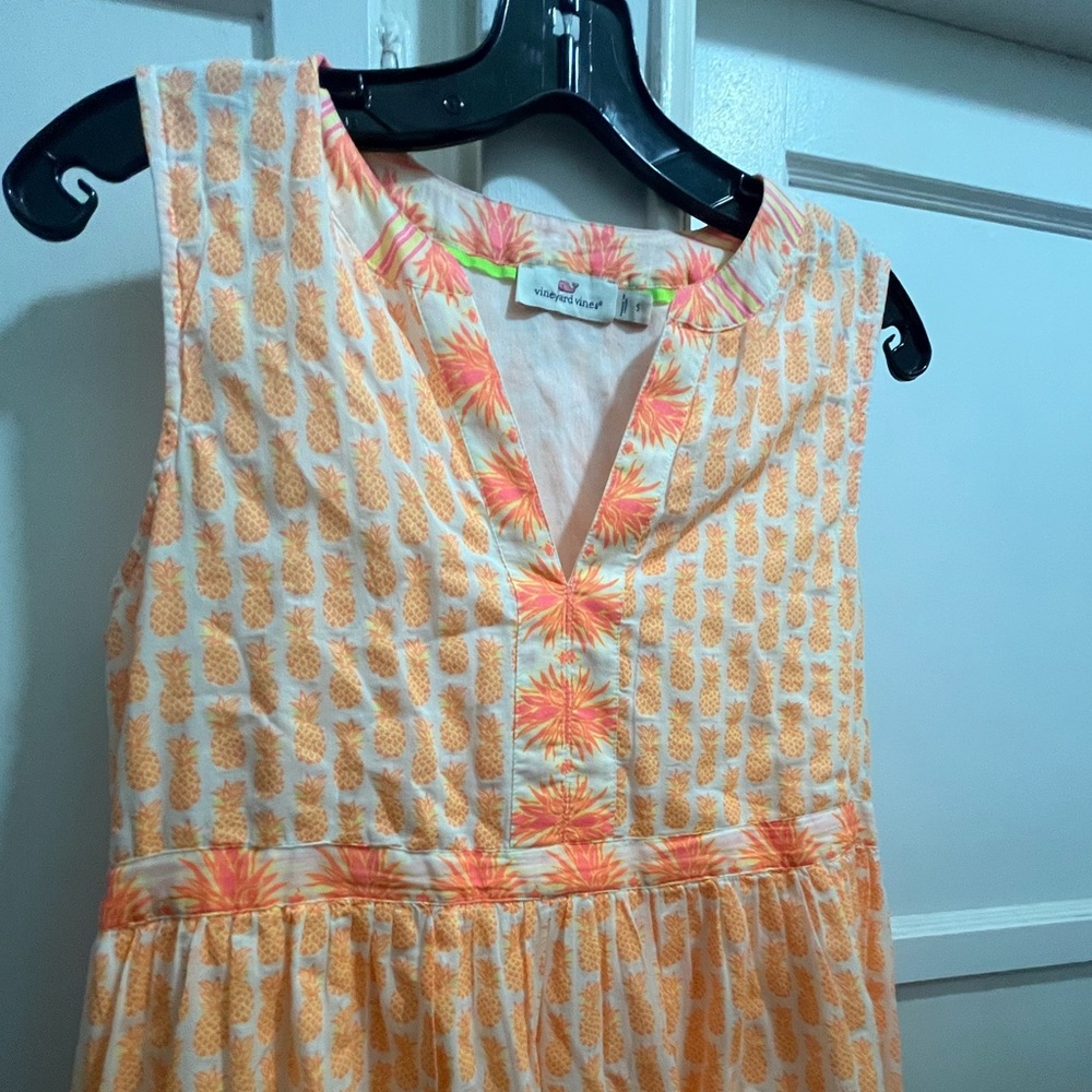 Vineyard Vines pineapple tiered swing dress size small EUC - Picture 7 of 15